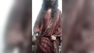 Isha g 6 live Facebook screenshot